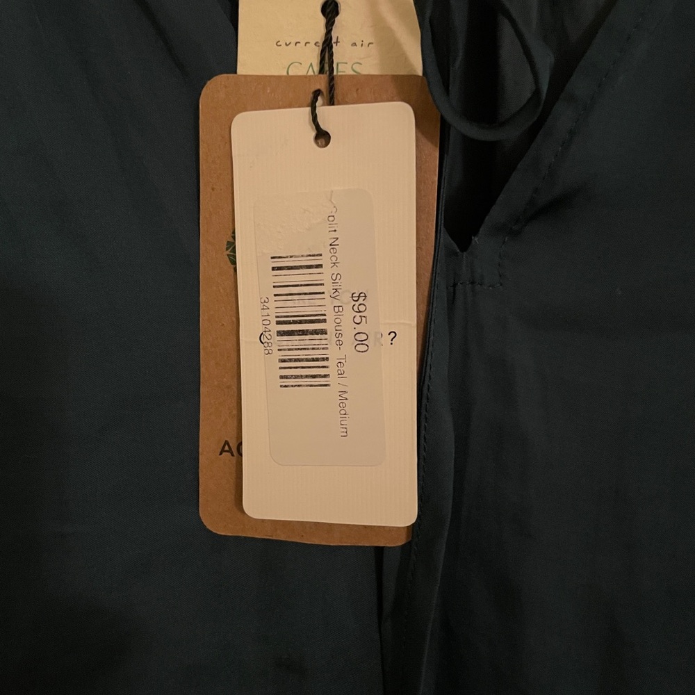 NWT Current Air Long Sleeve Split Neck Size Medium - Picture 10 of 12